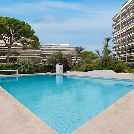Apartamento Joli Grand Terrasse Lit 180x200 Vue 10min Plages Juan-les-Pins