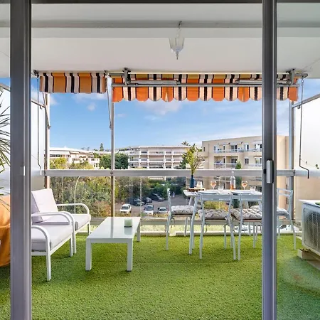 Joli Grand Terrasse Lit 180x200 Vue 10min Plages 아파트